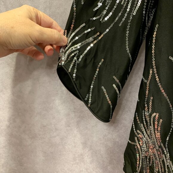 Glitter Knit Mandarin Neck Twinset with Scoop Neck Tank and Satin Piping Detail - Picture 6 of 13